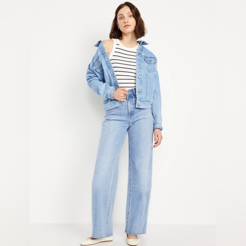 NWT Old Navy Extra High Waisted Wide Leg Jeans, Sz 16 Tall, Light Wash Cutoff